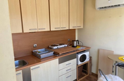 Iba House | Old lf-timbered house in idyllic location at the edge of the village