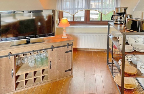 Ragow Apartment | Old oak