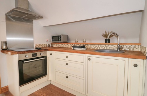 Smalley House | OLD PRINT HOUSE, family friendly in Stanley Common