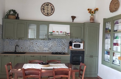 Sassari House | Old renovated farmhouse 300 meters from the sea