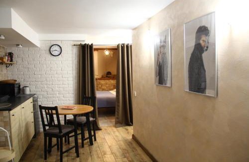Old Town Apartment | Old Town Apartment with a separate entrance