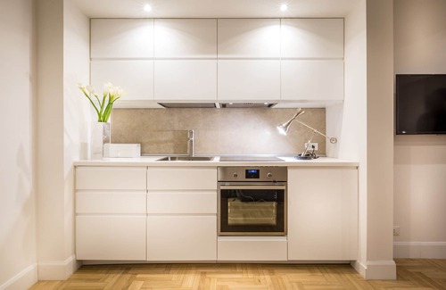 Rione VII Regola Apartment | OLD TOWN APARTMENTS ROME VIA GIULIAnA roman experience near Campo dè Fiori