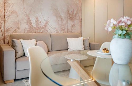 Jezyce Apartment | Old Town Royale