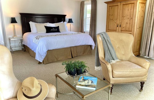 Ogunquit Hotel | Old Village Inn