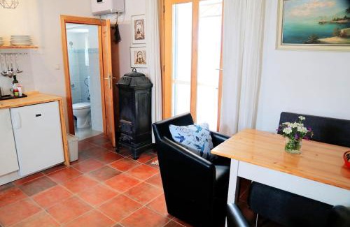 Garica Apartment | Oleander Romantic studio for 2 people with pool