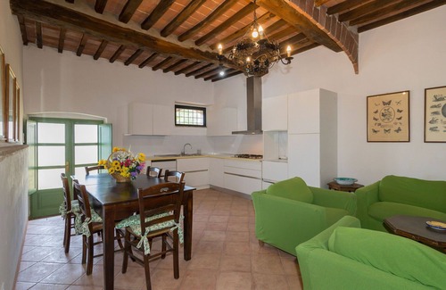 Suvereto Apartment | Oleandro Della Vivaldina, Suvereto