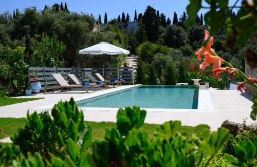 Kontokali Villa | Olgas Luxury Villa, Corfu Greece