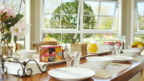 Christchurch Bed & Breakfast | Olive House Bed and Breakfast