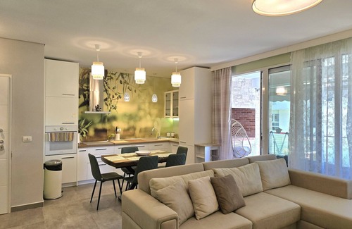 Ishem Apartment | Olive Tree Apartment 290