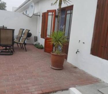 Paternoster House | Olive Tree Cottage