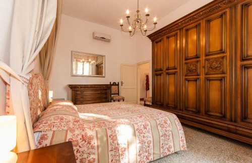 Santo Spirito Apartment | Oltrarno apartments