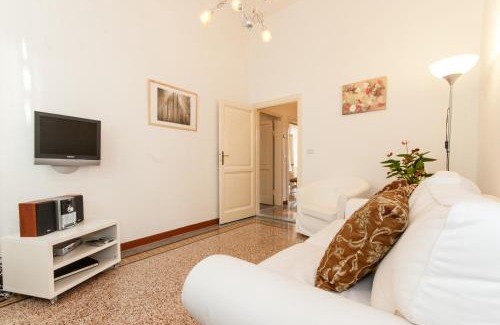 Santo Spirito Apartment | Oltrarno apartments