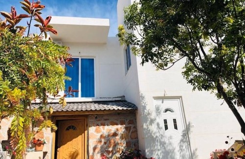 Ksamil Apartment | Olympia Triple Room – Cozy & Central Stay for 3 Guests