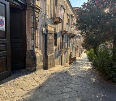 Catania City Centre Apartment | Omar's Nest