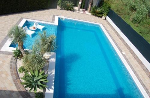 Fondachello Villa | OMBRA E CAFFE'