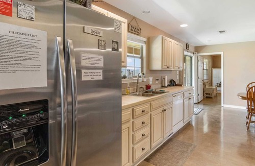 Fredericksburg House | Omie's Ranch Haus in Fredericksburg