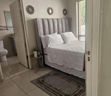 Rustenburg House | Omosa Guest House