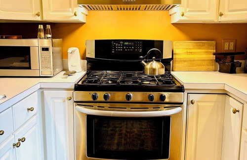 Indianapolis House | ON 62-acre Broad Ripple park and a mile from Broad Ripple village.