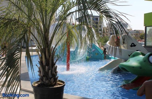 Mamaia-Sat Apartment | On Beach-Mamaia Residence