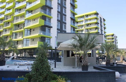 Mamaia-Sat Apartment | On Beach-Mamaia Residence