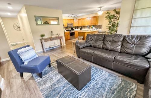 Kelleys Island House | On Island Time at Kelleys Island Condo!