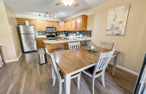 Kelleys Island House | On Island Time at Kelleys Island Condo!