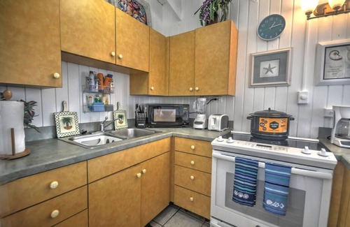 Bravos de Boston House | On the beach, a private pool, a house all to yourself.