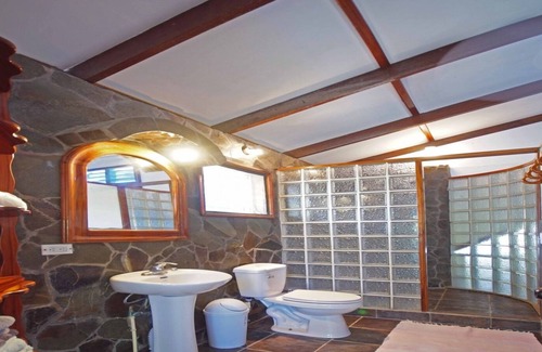 Quebrada La Gamba House | On the Beach at Playa Zancudo