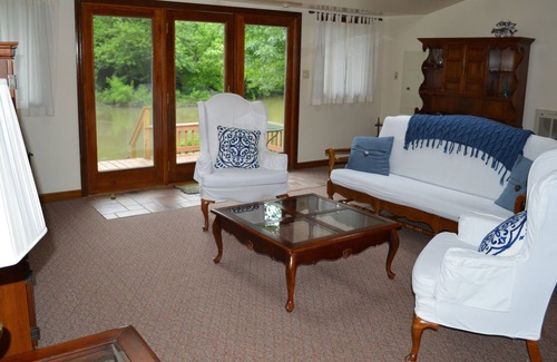 Huntingdon House | ON THE JUNIATA RIVER...FISH, SWIM, KAYAK