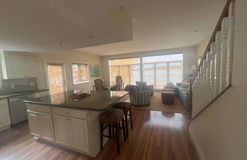 Skaneateles House | On The Lake Near Village