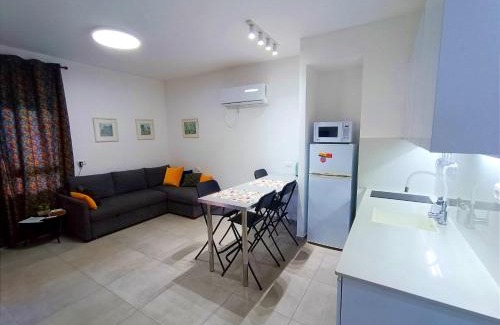 Ashkelon Apartment | On the sea