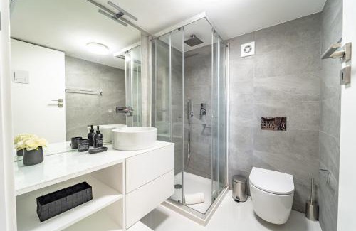 Old Town Apartment | On The Square Flat - City Center by House and People