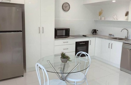 North Ward Apartment | On The Water Strand u28