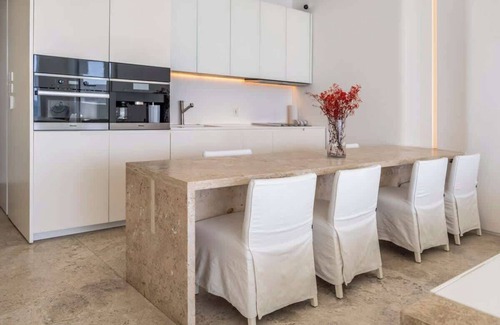 Zona Hotelera Apartment | One and Only Condo at Viceroy