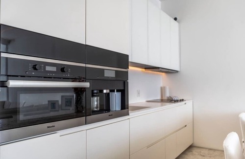 Zona Hotelera Apartment | One and Only Condo at Viceroy