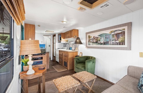 Myrtle Beach House | One Bed One Bath Tiki Hut at the Beautiful Atlantic Ocean in Ocean Lakes!