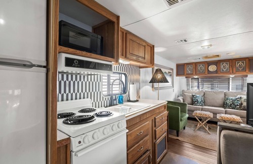 Myrtle Beach House | One Bed One Bath Tiki Hut at the Beautiful Atlantic Ocean in Ocean Lakes!