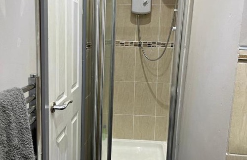 Keighley Apartment | One Bed Studio Apartment