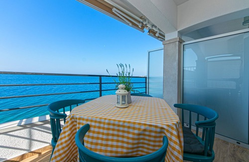 Drasnice Apartment | One bedroom apartment near beach Drašnice, Makarska (A-6652-c)