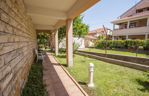 Kukljica Apartment | One bedroom apartment with terrace and sea view Kukljica, Ugljan (A-8253-d)