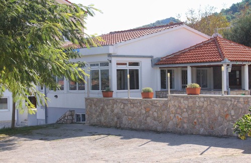 Vinjerac Apartment | One bedroom apartment with terrace and sea view Vinjerac, Zadar (A-3248-b)