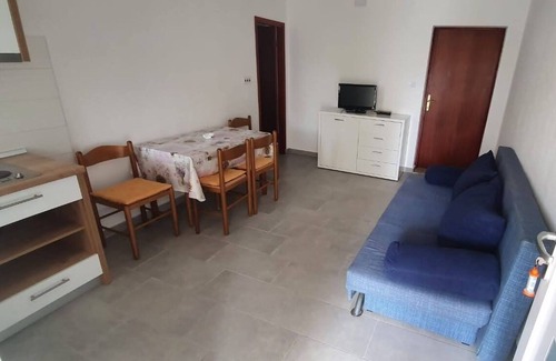 Povljana Apartment | One bedroom apartment with terrace Povljana, Pag (A-6468-c)