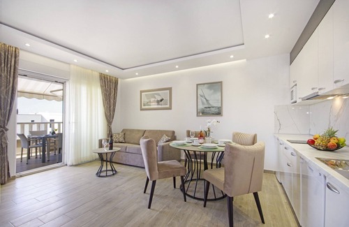 Promajna Apartment | One bedroom apartment with terrace Promajna, Makarska (A-21102-f)