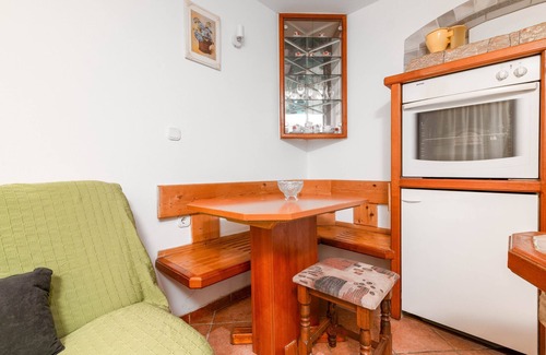 Basanija Apartment | One bedroom apartment with terrace Bašanija, Umag (A-7148-a)