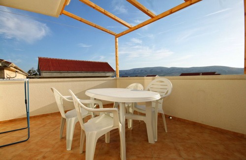 Kustici Apartment | One bedroom apartment with terrace and sea view Zubovići, Pag (A-9363-b)