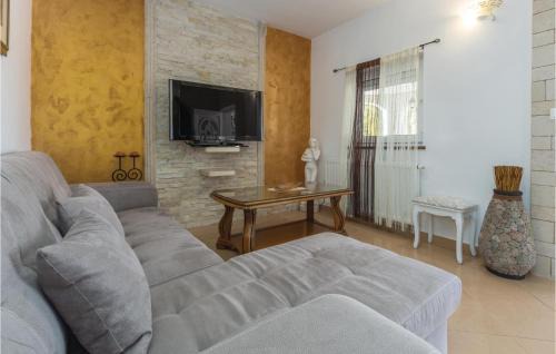 Antonci Apartment | One-Bedroom Apartment In Kosinozici