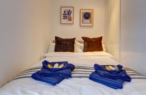 Banbury Apartment | One Bedroom Apartment in Banbury Town Centre 5 Min Walk to Train Station with Fast Wifi and Smart Tv