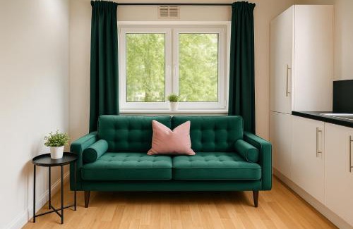 Cathays Apartment | One Bedroom Apartment In City Centre