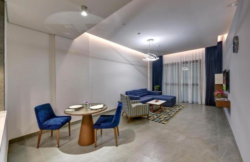 Dubai Investment Park Apartment | One Bedroom Apartment In DIP By Luxury Bookings