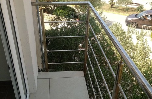 Vrsi Apartment | One bedroom apartment near beach Vrsi - Mulo, Zadar (A-12519-c)
